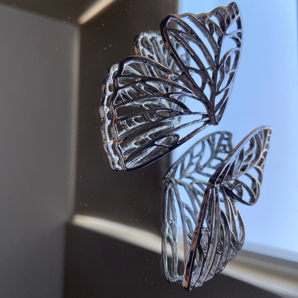 Butterfly wings larg earrings - Picture 7 of 7